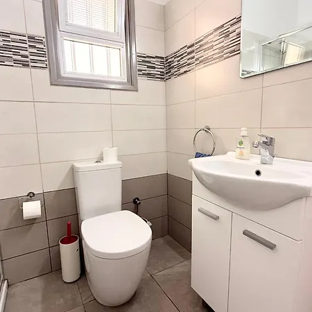 Cozy Holyday Paralimni