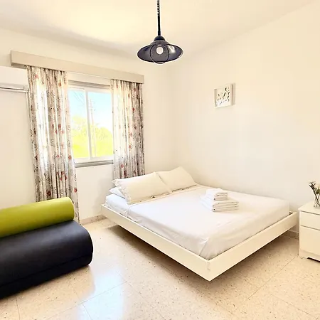 Cozy Holyday * Paralimni